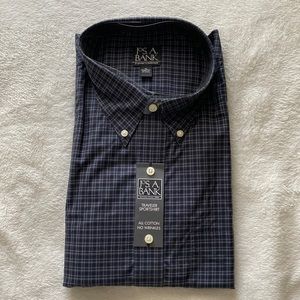 Jos. A. Bank Black Button Up Sportshirt